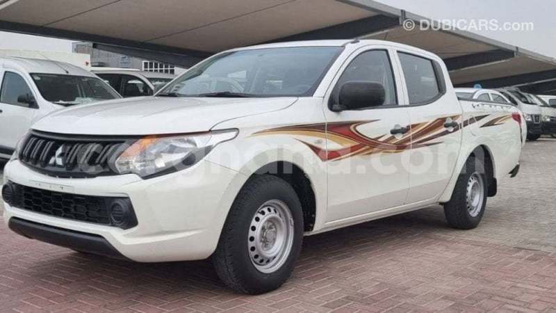 Big with watermark mitsubishi l200 ashanti import dubai 56184