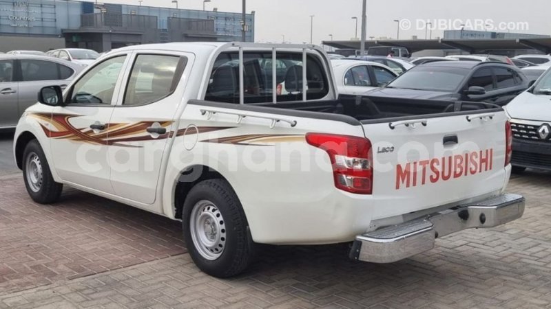 Big with watermark mitsubishi l200 ashanti import dubai 56184