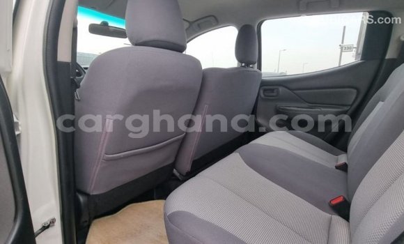 Ra Imported Mitsubishi L200 funfun Ọkọ̀ in Import - Dubai ni Ashanti Ra Imported Mitsubishi L200 funfun Ọkọ̀ in Import - Dubai ni Ashanti