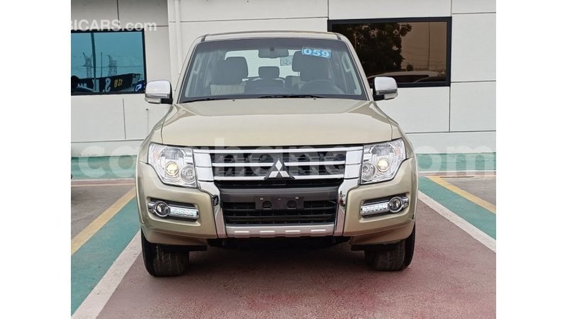 Big with watermark mitsubishi pajero ashanti import dubai 56185