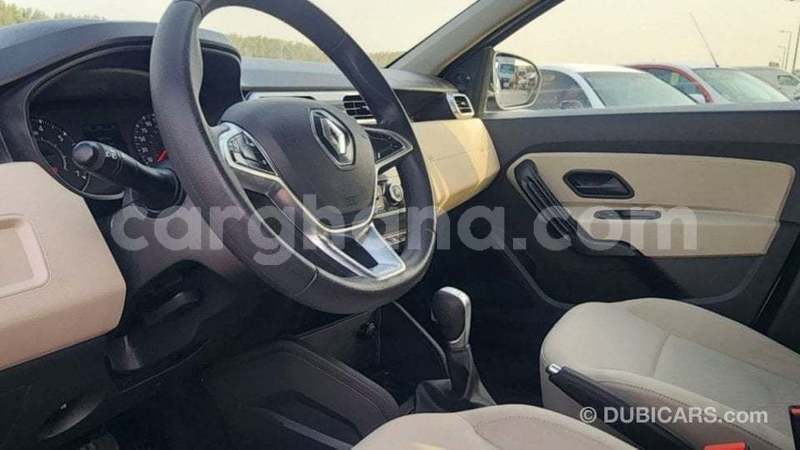 Big with watermark renault duster ashanti import dubai 56189