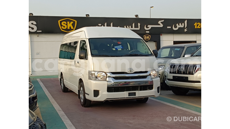 Big with watermark toyota hiace ashanti import dubai 56205