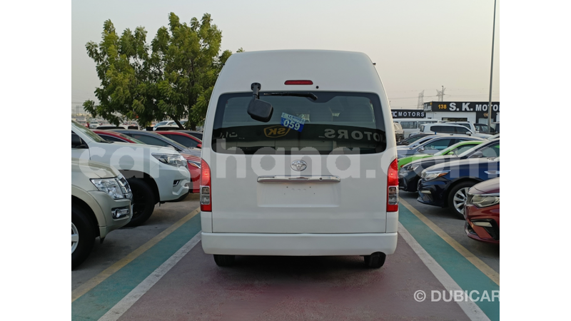 Big with watermark toyota hiace ashanti import dubai 56205