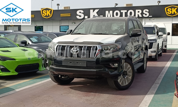 Ra Imported Toyota Prado Black Ọkọ̀ in Import - Dubai ni Ashanti