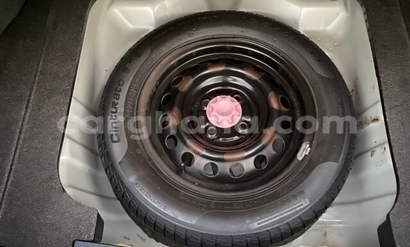 Ra Àlòkù Toyota Yaris Miiran Ọkọ̀ in Accra ni Greater Accra Ra Àlòkù Toyota Yaris Miiran Ọkọ̀ in Accra ni Greater Accra