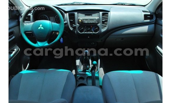 Buy Import Mitsubishi L200 White Car in Import - Dubai in Ashanti Buy Import Mitsubishi L200 White Car in Import - Dubai in Ashanti