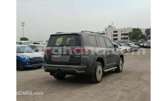 Buy Import Toyota Land Cruiser Black Car in Import - Dubai in Ashanti Buy Import Toyota Land Cruiser Black Car in Import - Dubai in Ashanti