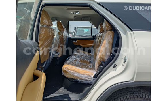 Buy Import Toyota Fortuner White Car in Import - Dubai in Ashanti Buy Import Toyota Fortuner White Car in Import - Dubai in Ashanti