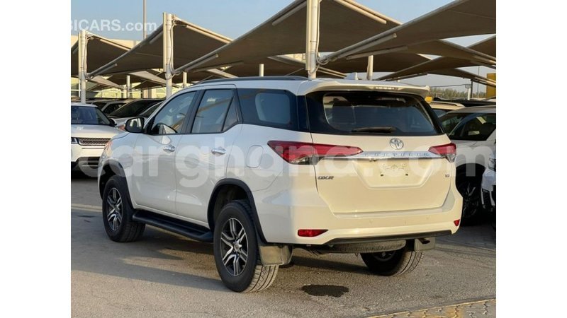 Big with watermark toyota fortuner ashanti import dubai 56237