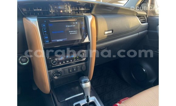 Ra Imported Toyota Fortuner funfun Ọkọ̀ in Import - Dubai ni Ashanti Ra Imported Toyota Fortuner funfun Ọkọ̀ in Import - Dubai ni Ashanti