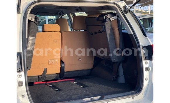 Ra Imported Toyota Fortuner funfun Ọkọ̀ in Import - Dubai ni Ashanti Ra Imported Toyota Fortuner funfun Ọkọ̀ in Import - Dubai ni Ashanti
