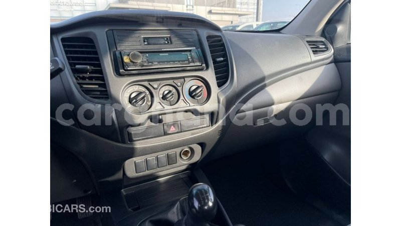 Big with watermark mitsubishi l200 ashanti import dubai 56241