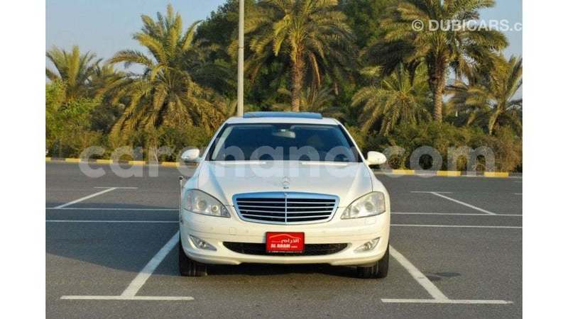 Big with watermark mercedes benz a200 ashanti import dubai 56243