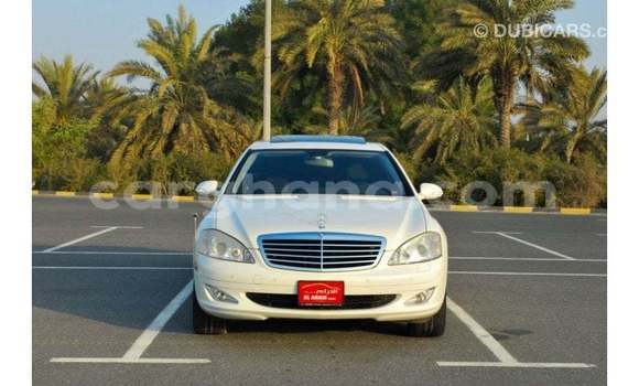 Sayi Imported Mercedes-Benz A200 White Mota in Import - Dubai a Ashanti Sayi Imported Mercedes-Benz A200 White Mota in Import - Dubai a Ashanti