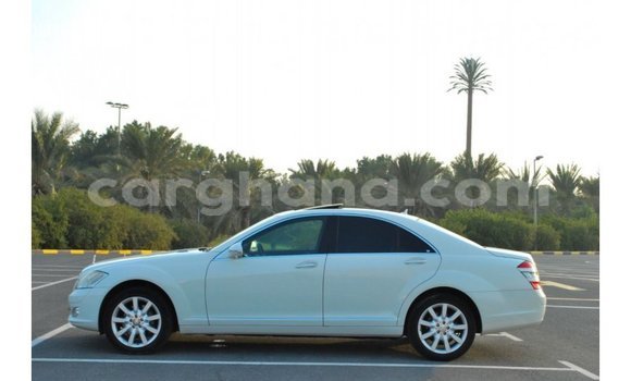 Sayi Imported Mercedes-Benz A200 White Mota in Import - Dubai a Ashanti Sayi Imported Mercedes-Benz A200 White Mota in Import - Dubai a Ashanti