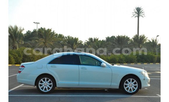 Sayi Imported Mercedes-Benz A200 White Mota in Import - Dubai a Ashanti Sayi Imported Mercedes-Benz A200 White Mota in Import - Dubai a Ashanti