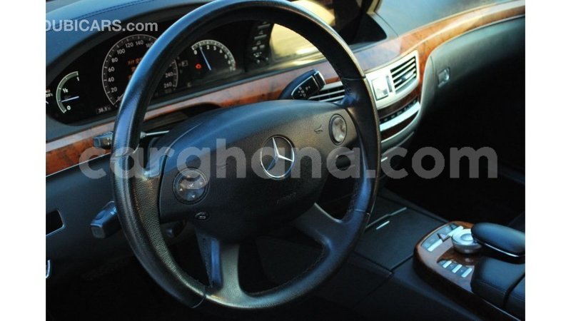 Big with watermark mercedes benz a200 ashanti import dubai 56243