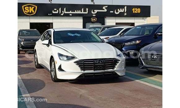 Buy Import Hyundai Sonata White Car in Import - Dubai in Ashanti Buy Import Hyundai Sonata White Car in Import - Dubai in Ashanti
