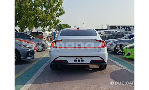 Buy Import Hyundai Sonata White Car in Import - Dubai in Ashanti Buy Import Hyundai Sonata White Car in Import - Dubai in Ashanti