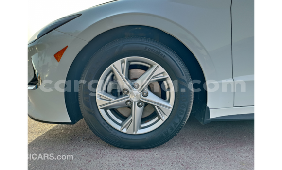 Buy Import Hyundai Sonata White Car in Import - Dubai in Ashanti Buy Import Hyundai Sonata White Car in Import - Dubai in Ashanti
