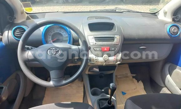 Ra Àlòkù Toyota Aygo Blue Ọkọ̀ in Accra ni Greater Accra Ra Àlòkù Toyota Aygo Blue Ọkọ̀ in Accra ni Greater Accra