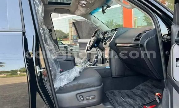 Ra Àlòkù Toyota Land Cruiser Prado Black Ọkọ̀ in Accra ni Greater Accra Ra Àlòkù Toyota Land Cruiser Prado Black Ọkọ̀ in Accra ni Greater Accra