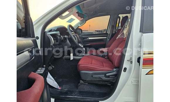 Buy Import Toyota Hilux White Car in Import - Dubai in Ashanti Buy Import Toyota Hilux White Car in Import - Dubai in Ashanti