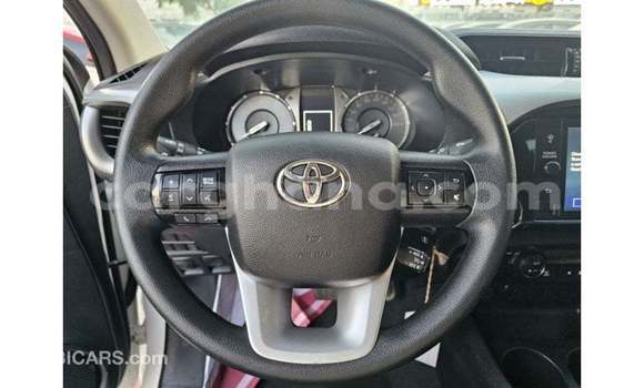 Buy Import Toyota Hilux White Car in Import - Dubai in Ashanti Buy Import Toyota Hilux White Car in Import - Dubai in Ashanti