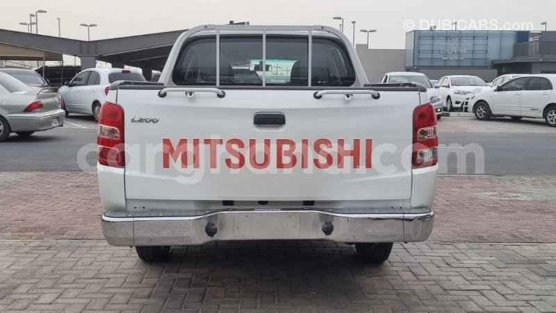 Big with watermark mitsubishi l200 ashanti import dubai 56256