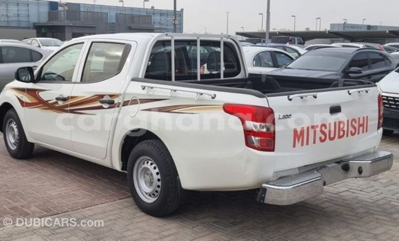 Ra Imported Mitsubishi L200 funfun Ọkọ̀ in Import - Dubai ni Ashanti Ra Imported Mitsubishi L200 funfun Ọkọ̀ in Import - Dubai ni Ashanti