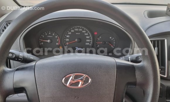 Ra Imported Hyundai Accent funfun Ọkọ̀ in Import - Dubai ni Ashanti Ra Imported Hyundai Accent funfun Ọkọ̀ in Import - Dubai ni Ashanti