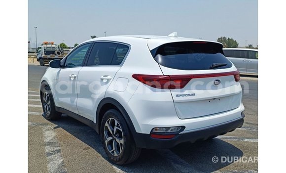 Ra Imported Kia Sportage funfun Ọkọ̀ in Import - Dubai ni Ashanti Ra Imported Kia Sportage funfun Ọkọ̀ in Import - Dubai ni Ashanti