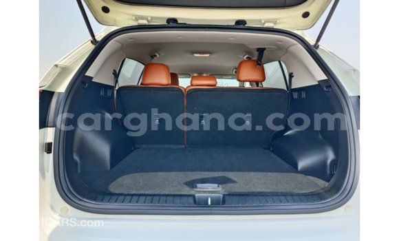 Ra Imported Kia Sportage funfun Ọkọ̀ in Import - Dubai ni Ashanti Ra Imported Kia Sportage funfun Ọkọ̀ in Import - Dubai ni Ashanti