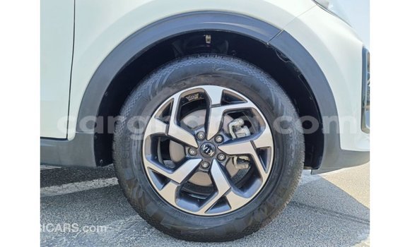 Ra Imported Kia Sportage funfun Ọkọ̀ in Import - Dubai ni Ashanti Ra Imported Kia Sportage funfun Ọkọ̀ in Import - Dubai ni Ashanti