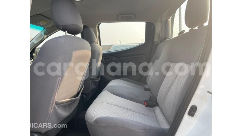 Big with watermark mitsubishi l200 ashanti import dubai 56278