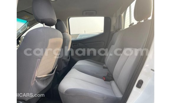 Buy Import Mitsubishi L200 White Car in Import - Dubai in Ashanti Buy Import Mitsubishi L200 White Car in Import - Dubai in Ashanti