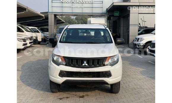 Ra Imported Mitsubishi L200 funfun Ọkọ̀ in Import - Dubai ni Ashanti Ra Imported Mitsubishi L200 funfun Ọkọ̀ in Import - Dubai ni Ashanti