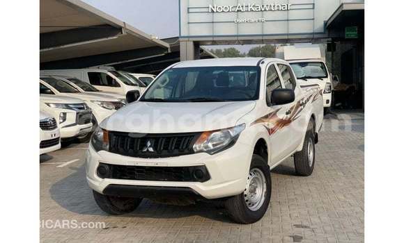 Ra Imported Mitsubishi L200 funfun Ọkọ̀ in Import - Dubai ni Ashanti Ra Imported Mitsubishi L200 funfun Ọkọ̀ in Import - Dubai ni Ashanti