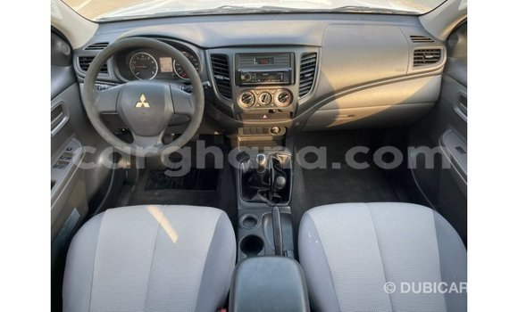 Ra Imported Mitsubishi L200 funfun Ọkọ̀ in Import - Dubai ni Ashanti Ra Imported Mitsubishi L200 funfun Ọkọ̀ in Import - Dubai ni Ashanti