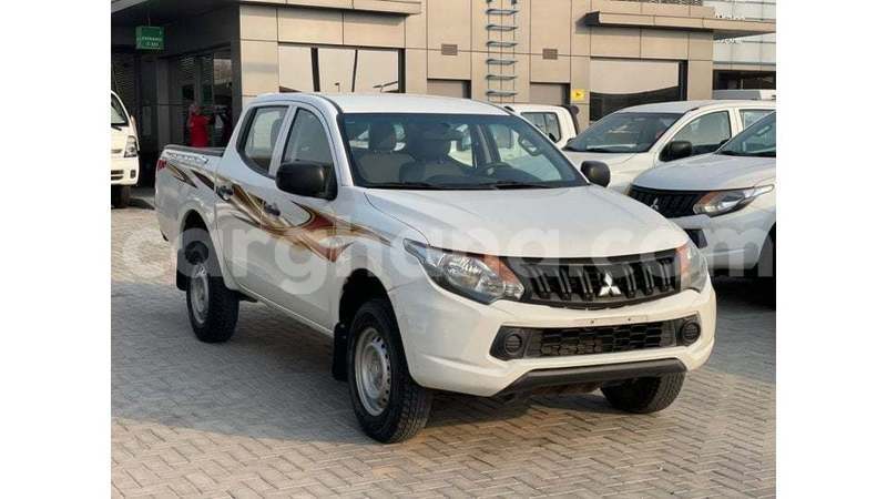 Big with watermark mitsubishi l200 ashanti import dubai 56280