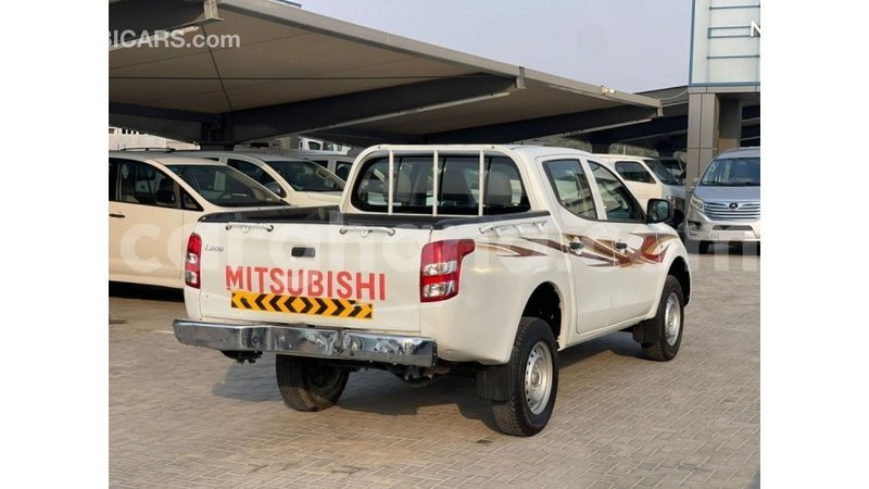 Big with watermark mitsubishi l200 ashanti import dubai 56280