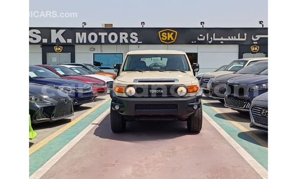 Buy Import Toyota FJ Cruiser Beige Car in Import - Dubai in Ashanti Buy Import Toyota FJ Cruiser Beige Car in Import - Dubai in Ashanti