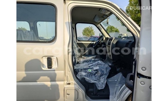 Buy Import Suzuki CRV Other Car in Import - Dubai in Ashanti Buy Import Suzuki CRV Other Car in Import - Dubai in Ashanti