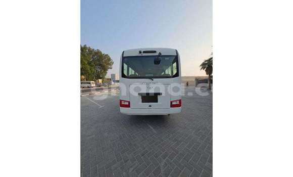 Buy Import Toyota Coaster White Car in Import - Dubai in Ashanti Buy Import Toyota Coaster White Car in Import - Dubai in Ashanti