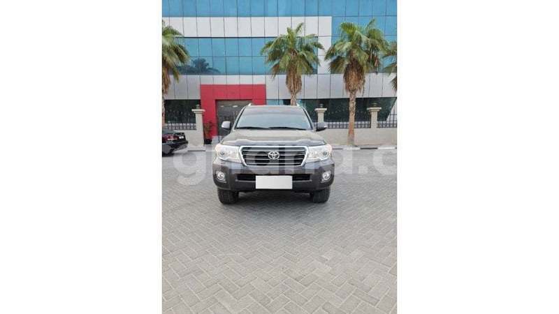 Big with watermark toyota land cruiser ashanti import dubai 56290