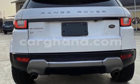 Sayi Na hannu Range Rover Evoque White Mota in Accra a Greater Accra