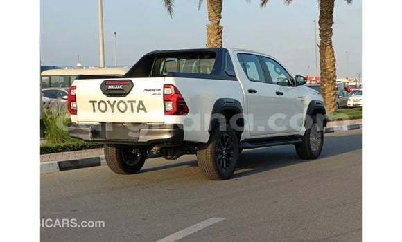 Buy Import Toyota Hilux White Car in Import - Dubai in Ashanti Buy Import Toyota Hilux White Car in Import - Dubai in Ashanti