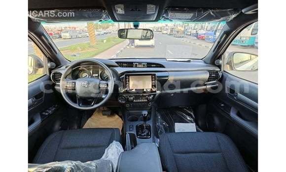 Buy Import Toyota Hilux White Car in Import - Dubai in Ashanti Buy Import Toyota Hilux White Car in Import - Dubai in Ashanti