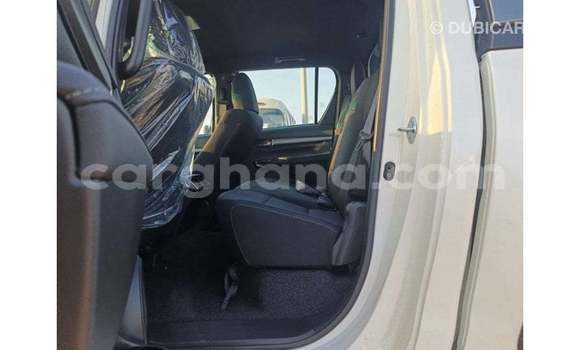 Buy Import Toyota Hilux White Car in Import - Dubai in Ashanti Buy Import Toyota Hilux White Car in Import - Dubai in Ashanti