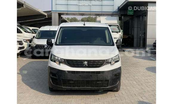 Ra Imported Peugeot Partner funfun Ọkọ̀ in Import - Dubai ni Ashanti Ra Imported Peugeot Partner funfun Ọkọ̀ in Import - Dubai ni Ashanti